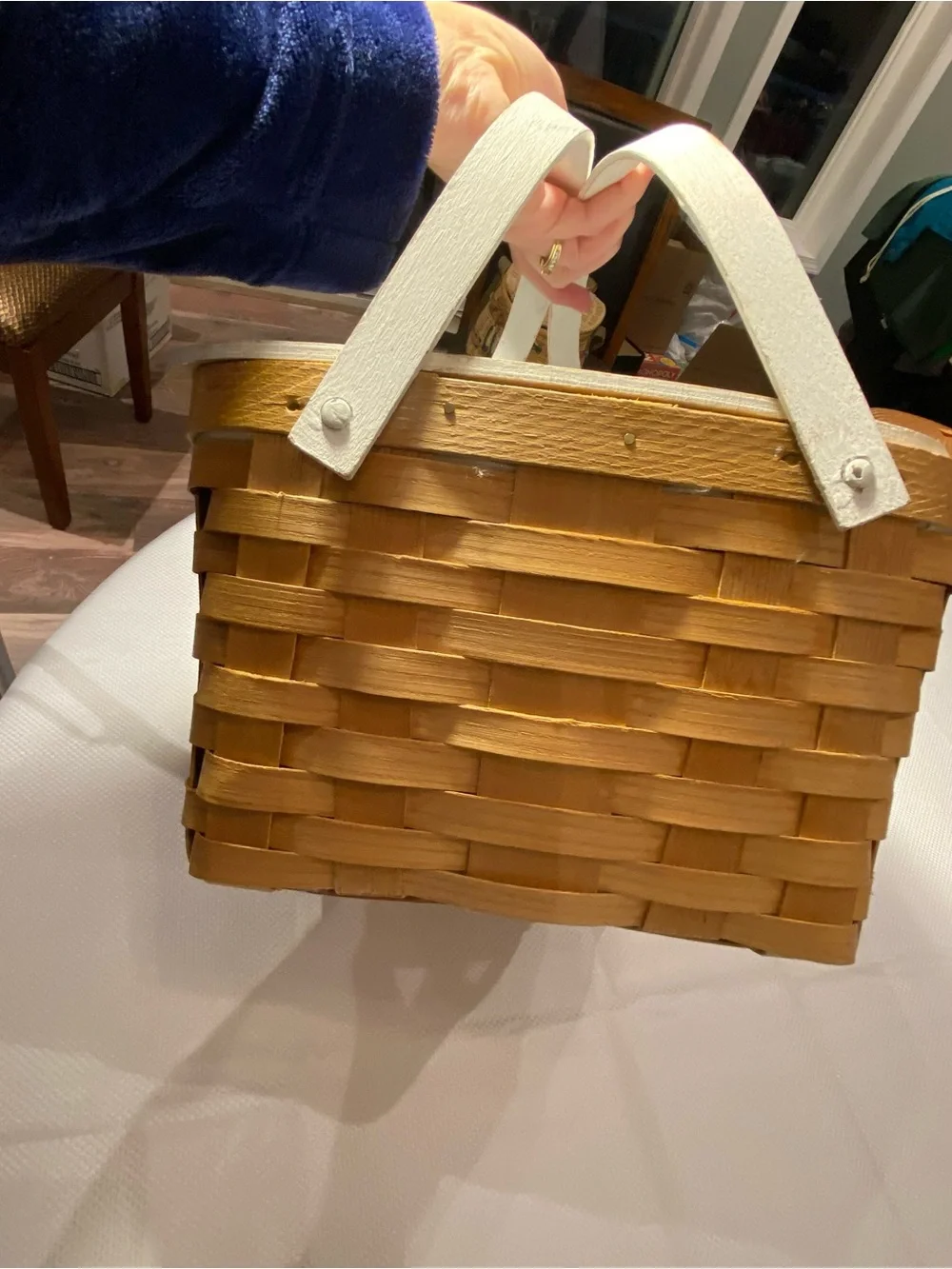 Woven Straw picnic basket w/White Handles red checkered lining